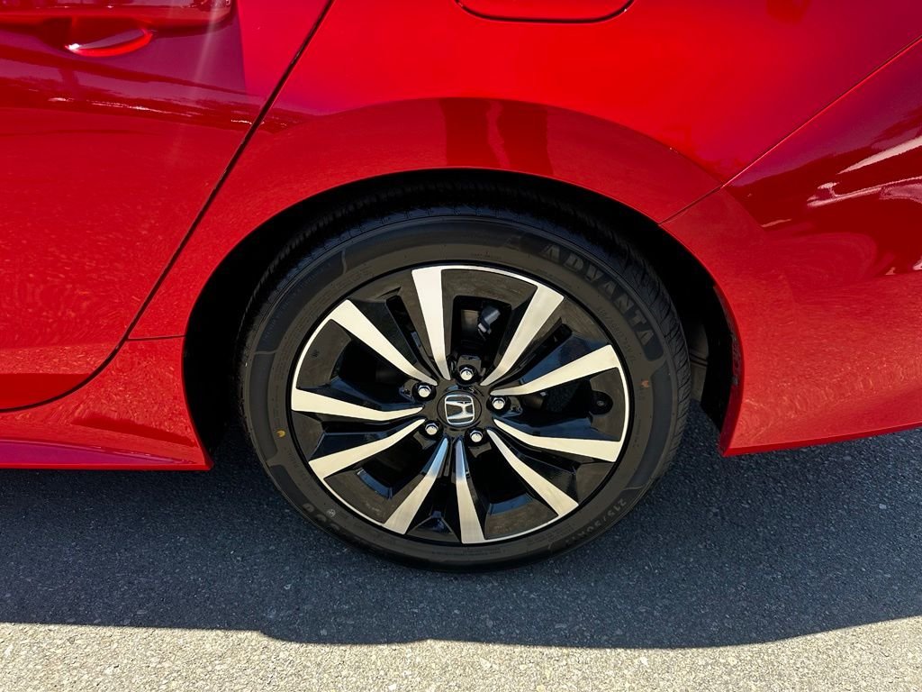Used 2024  Honda EX image 11