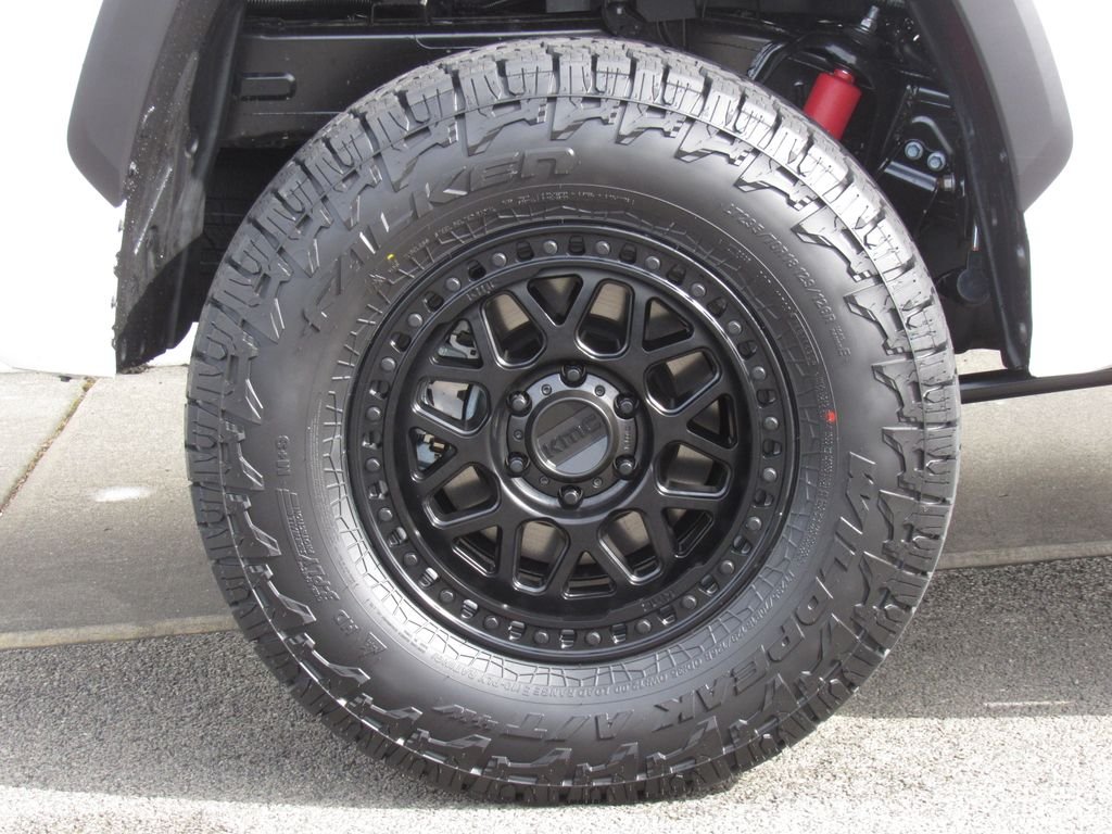 2026 Toyota Tundra SR5 - Photo 39