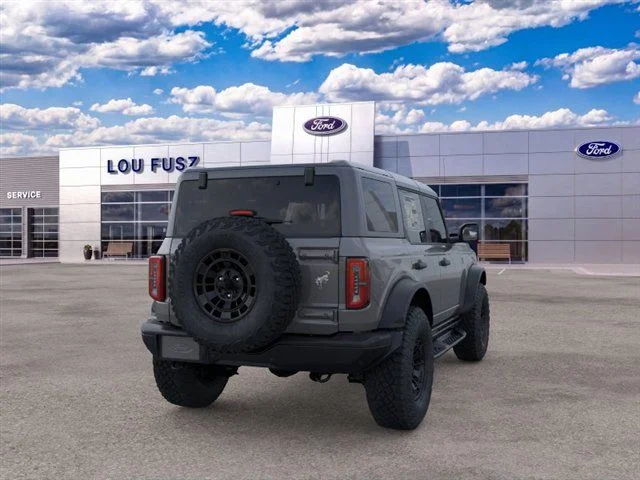 New 2026 Carbonized Gray Metallic Ford Badlands image 35