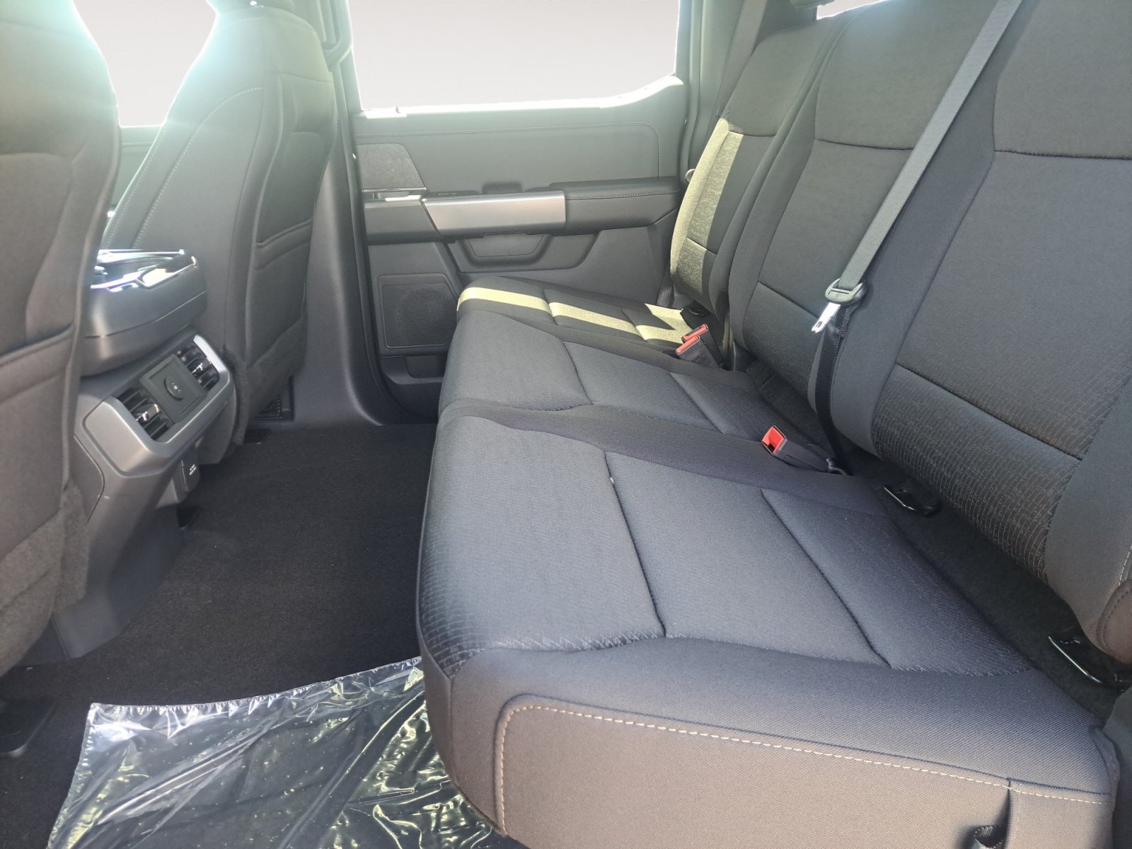 New 2026 Antimatter Blue Metallic Ford XLT image 22
