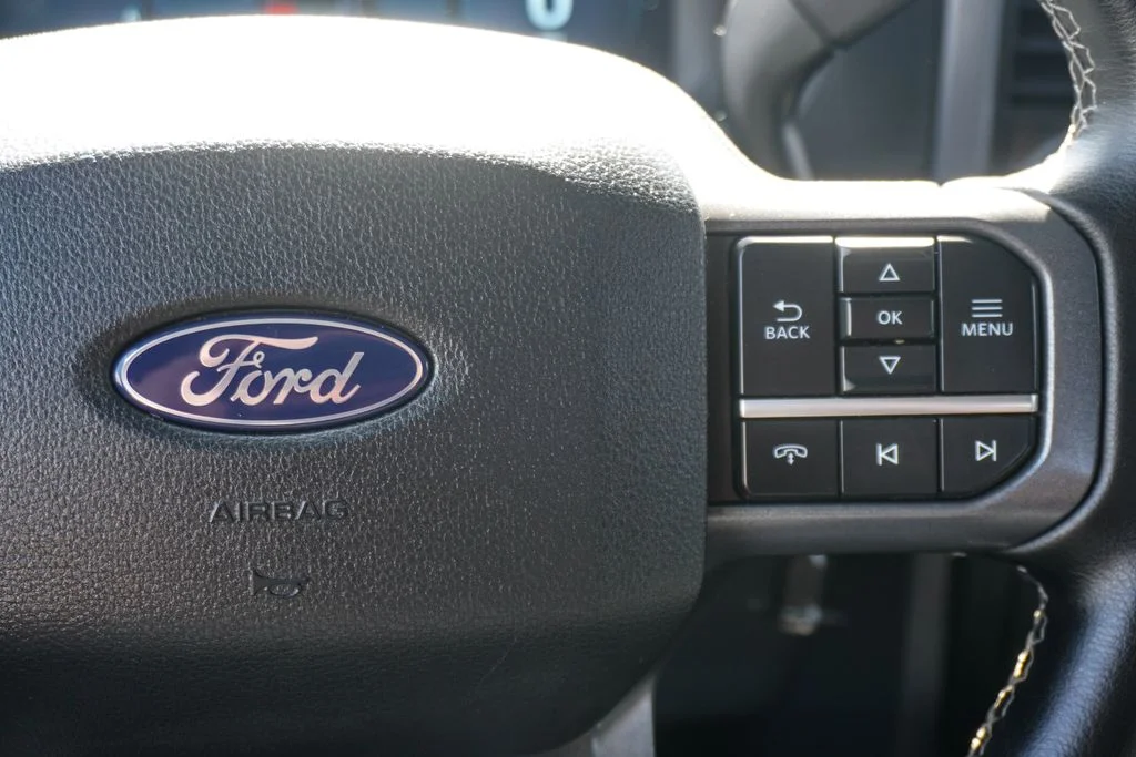 Used 2024 Blue Ford XLT image 13