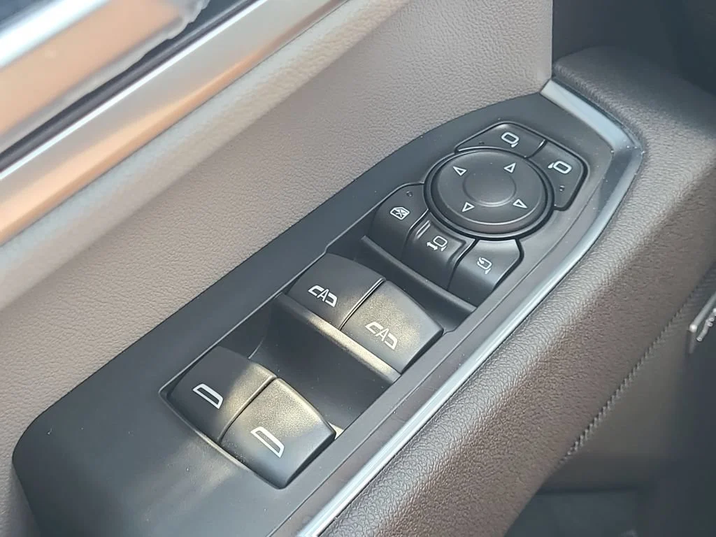 New 2026 Sterling Metallic GMC SLT image 20