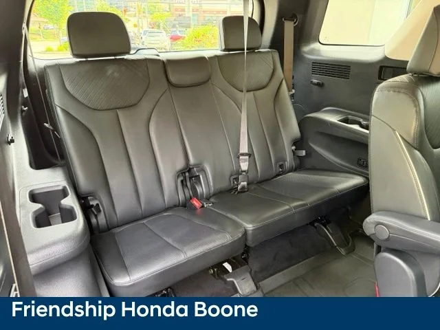 Used 2024 White Hyundai SEL image 45