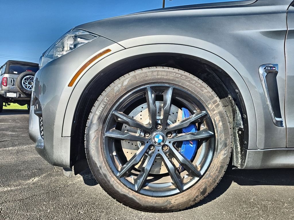 Used 2016 Gray BMW Base image 10