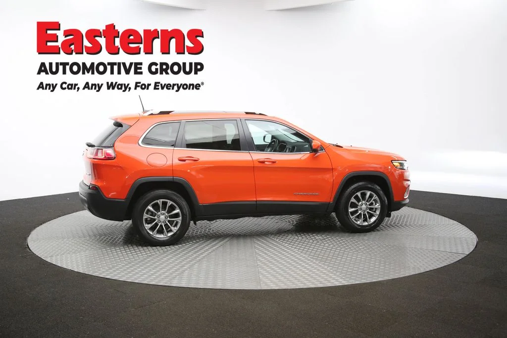 Used 2021 Orange Jeep Latitude Plus image 39