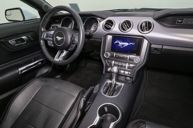 Used 2020 White Ford GT Premium image 17