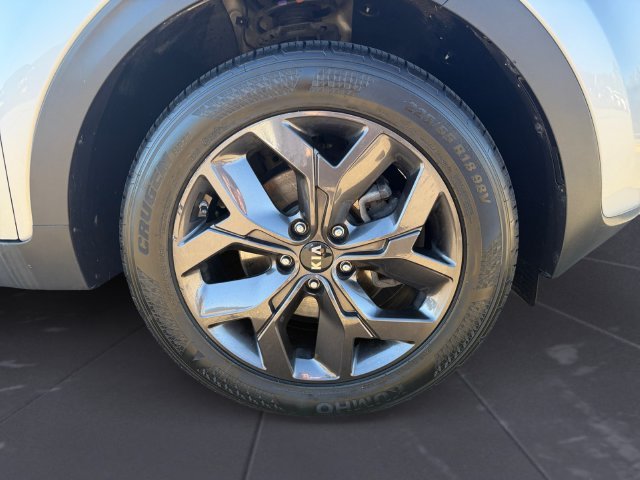 Used 2022 Silver Kia LX image 42