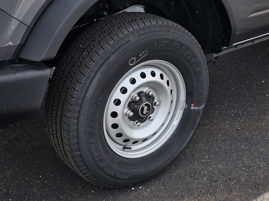 New 2026 Carbonized Gray Metallic Ford Base image 39