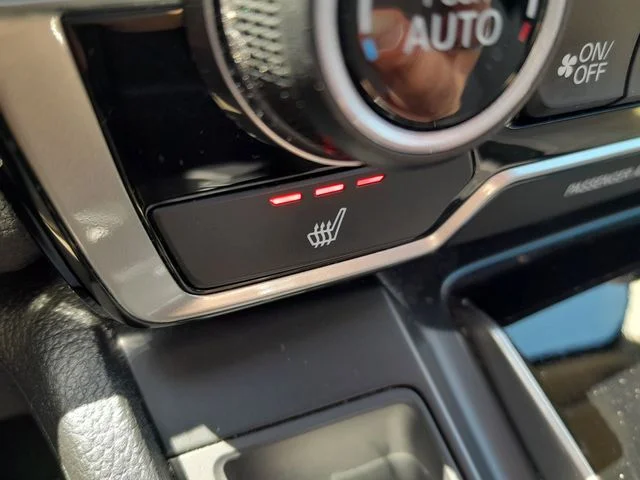 Used 2019  Honda Touring image 25