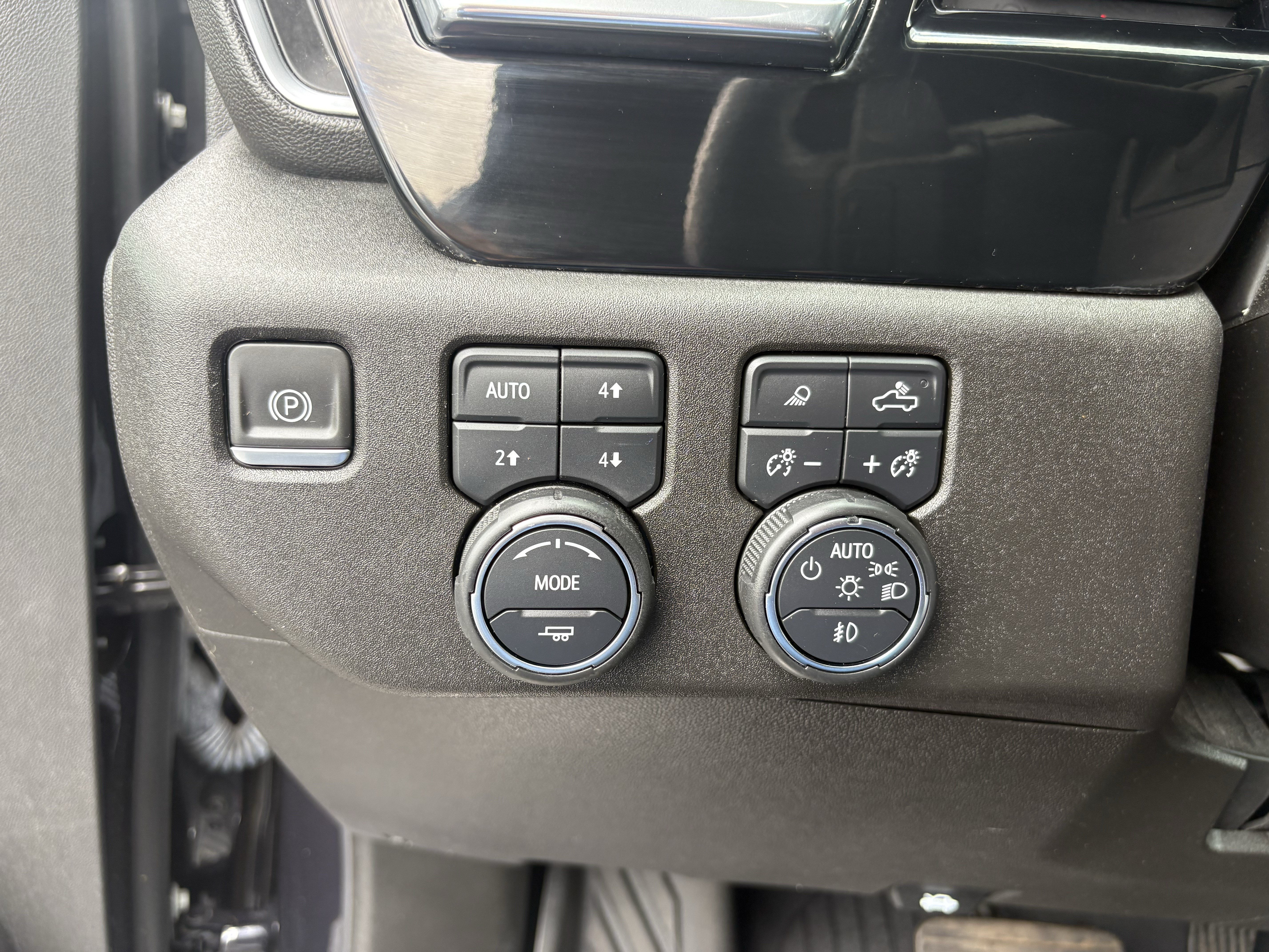 Used 2024 Dark Ash Metallic Chevrolet RST image 16