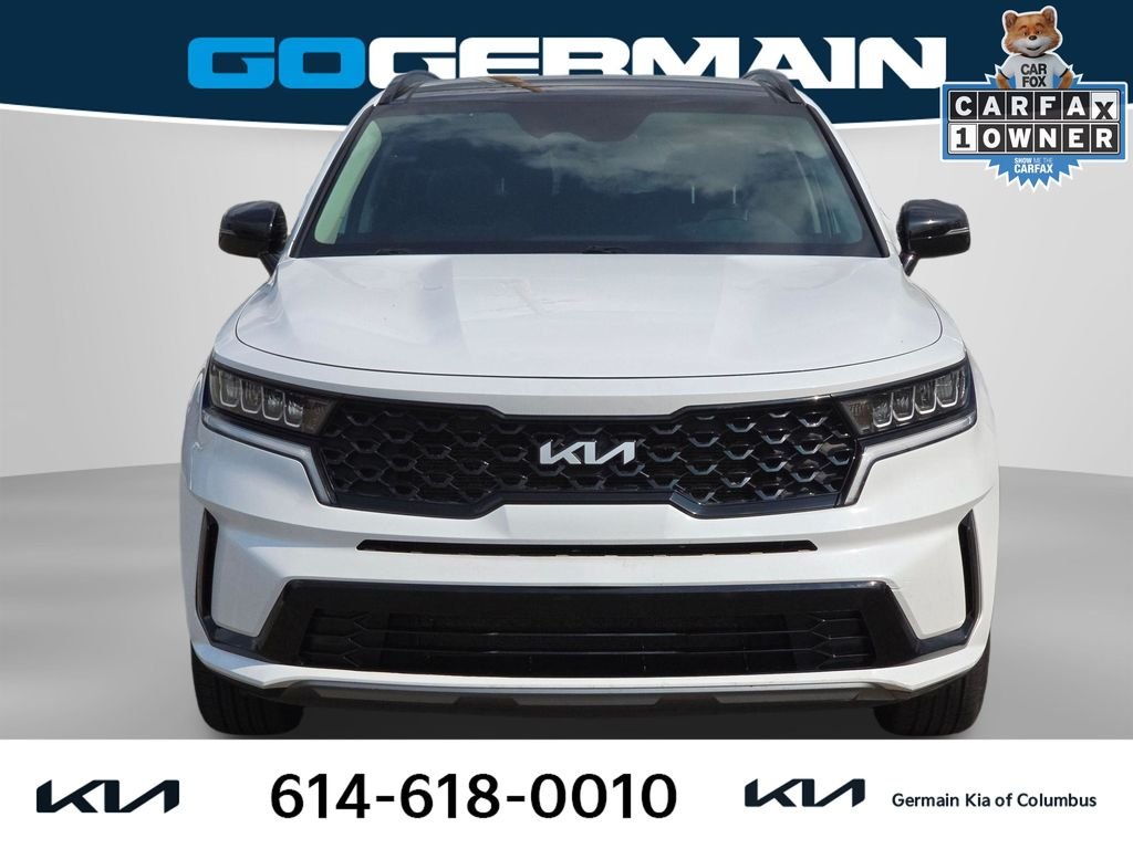 Used 2022 White Kia S image 2