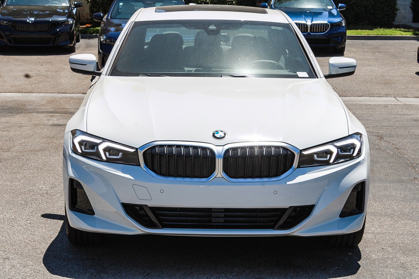 New 2026 Alpine White BMW 330i image 2