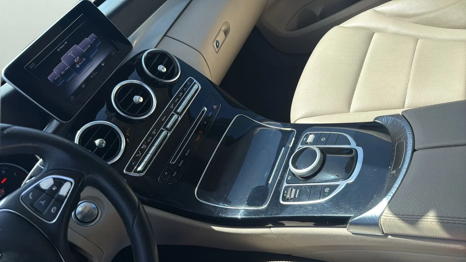 Used 2017  Mercedes-Benz C 300 image 16