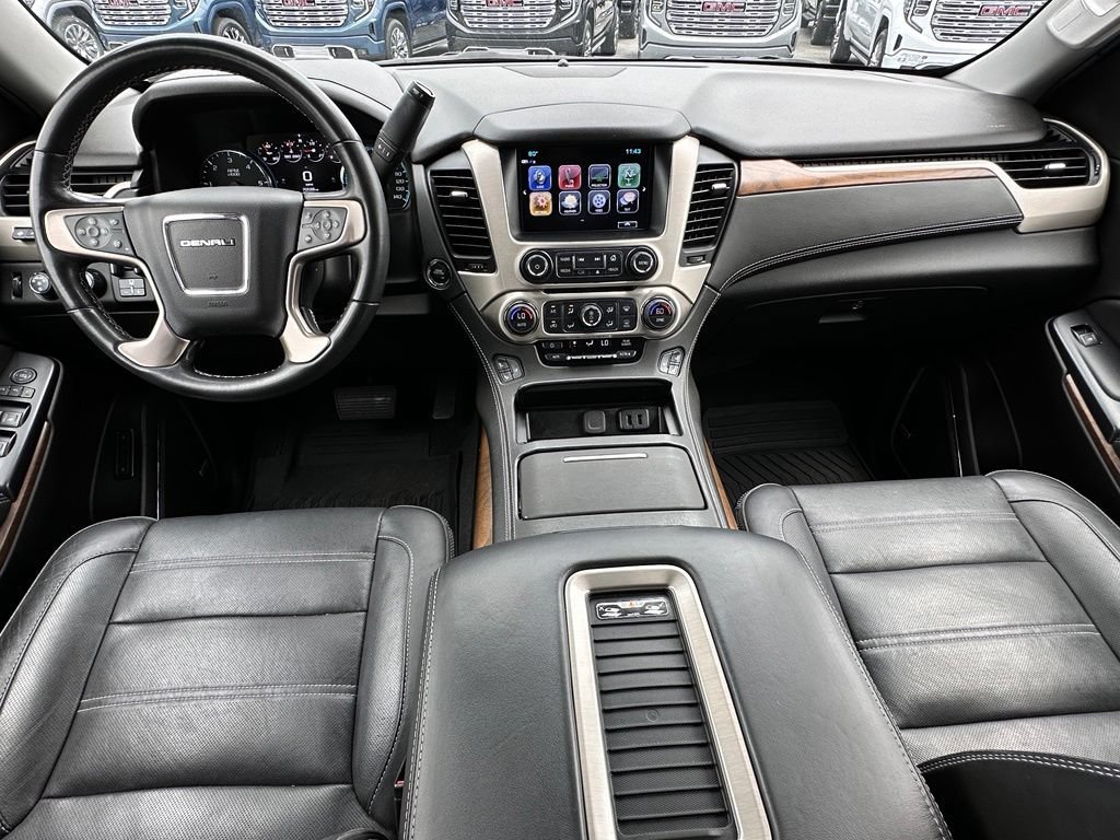 Used 2020 WHITE FROST TRICOAT GMC Denali image 32