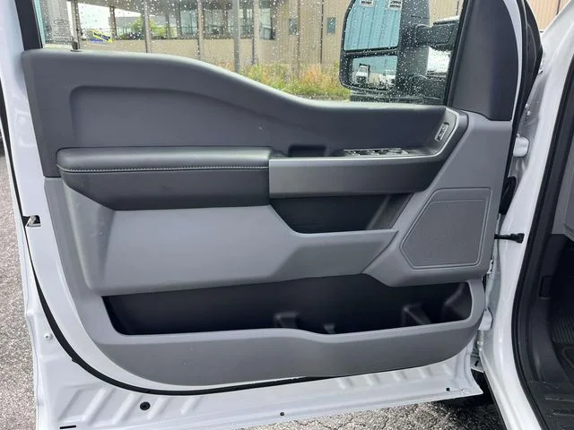 New 2026 Oxford White Ford F-250® XL image 12