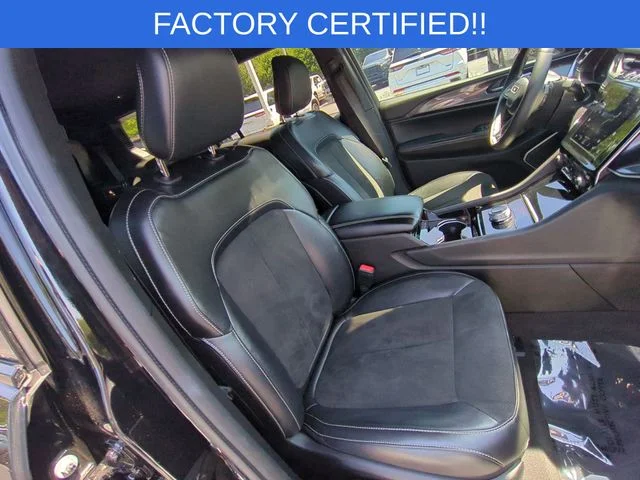 Used 2021 Black Jeep Altitude image 36