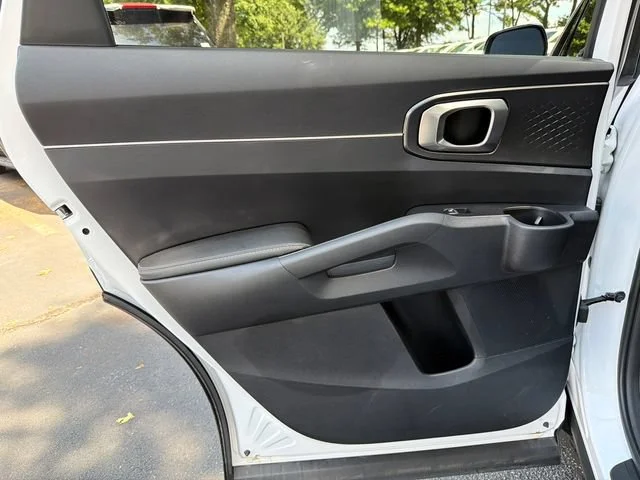 Used 2026 White Kia S image 21