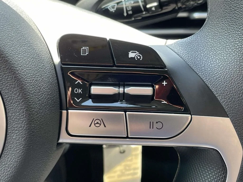 New 2026 Gray Hyundai SE image 20