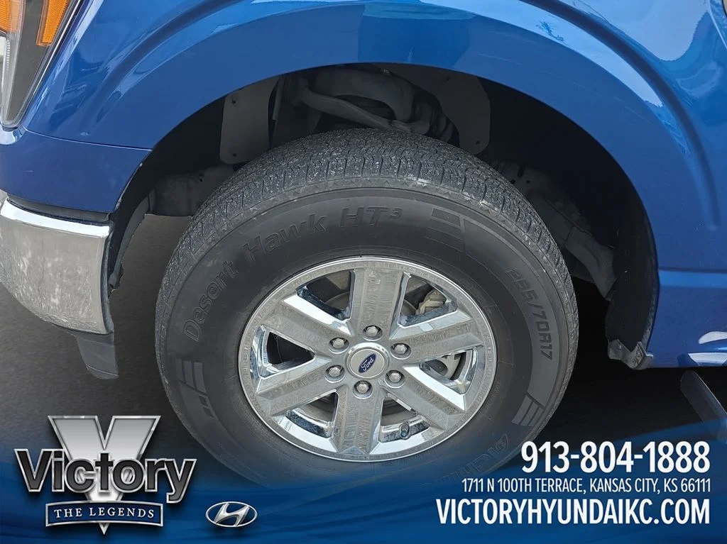 Used 2023 Blue Ford XLT image 4