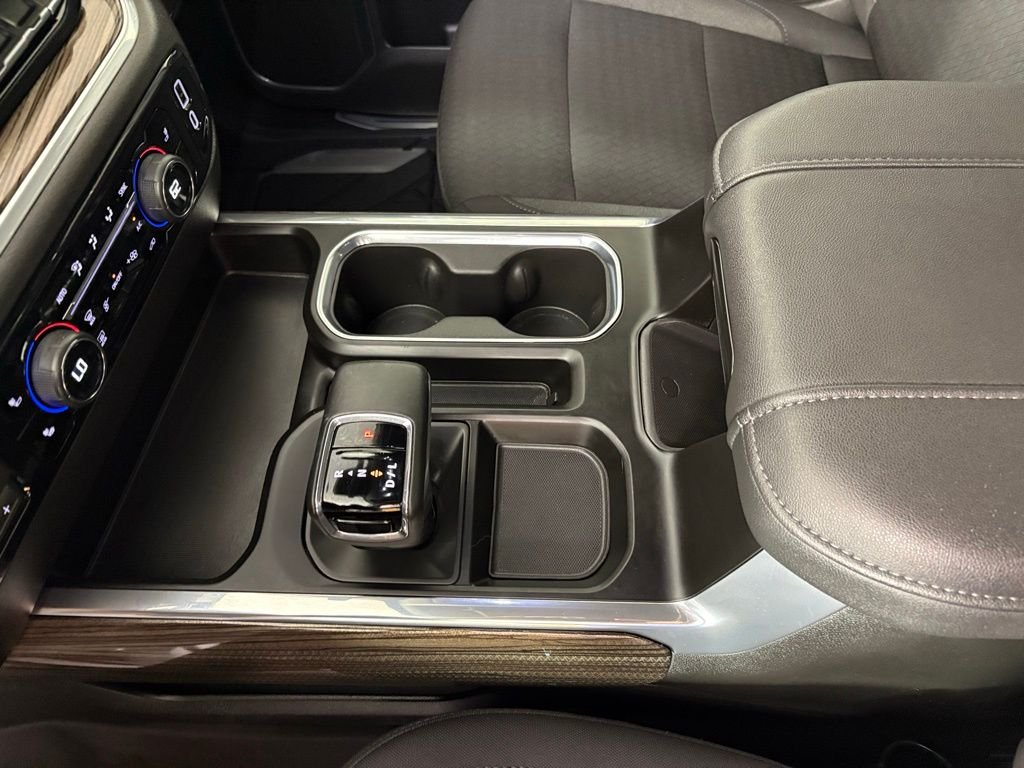 Used 2026 White Chevrolet LT image 30