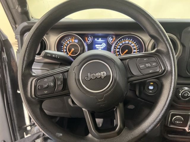 Used 2021 Gray Jeep Unlimited Sport image 10