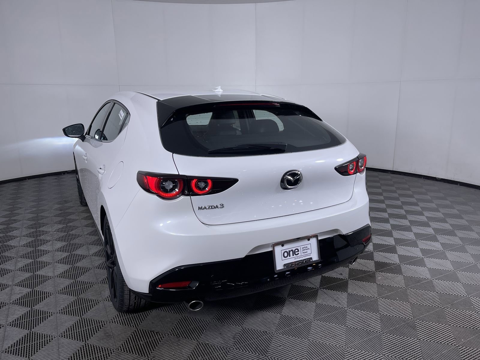 New 2026 Snowflake White Pearl Mazda 2.5 S Premium image 23