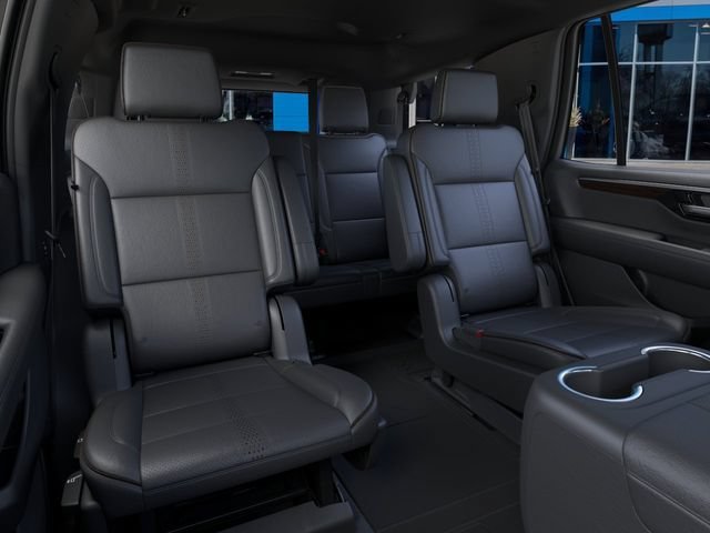 New 2026 Polar White Tricoat Chevrolet High Country image 18