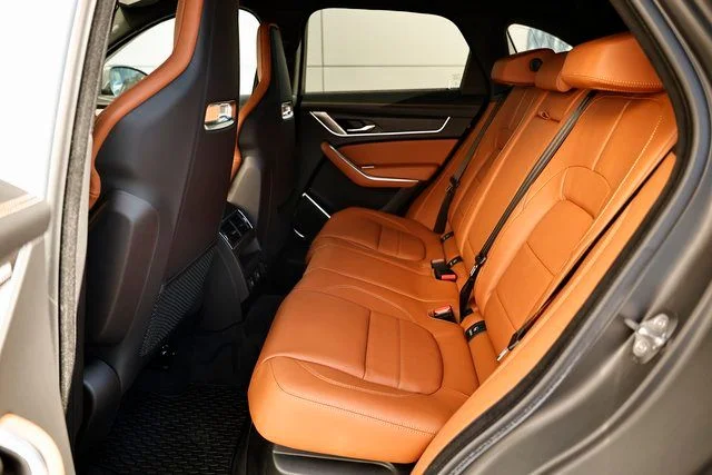 2026 Jaguar F-Pace R-Dynamic S - Photo 30