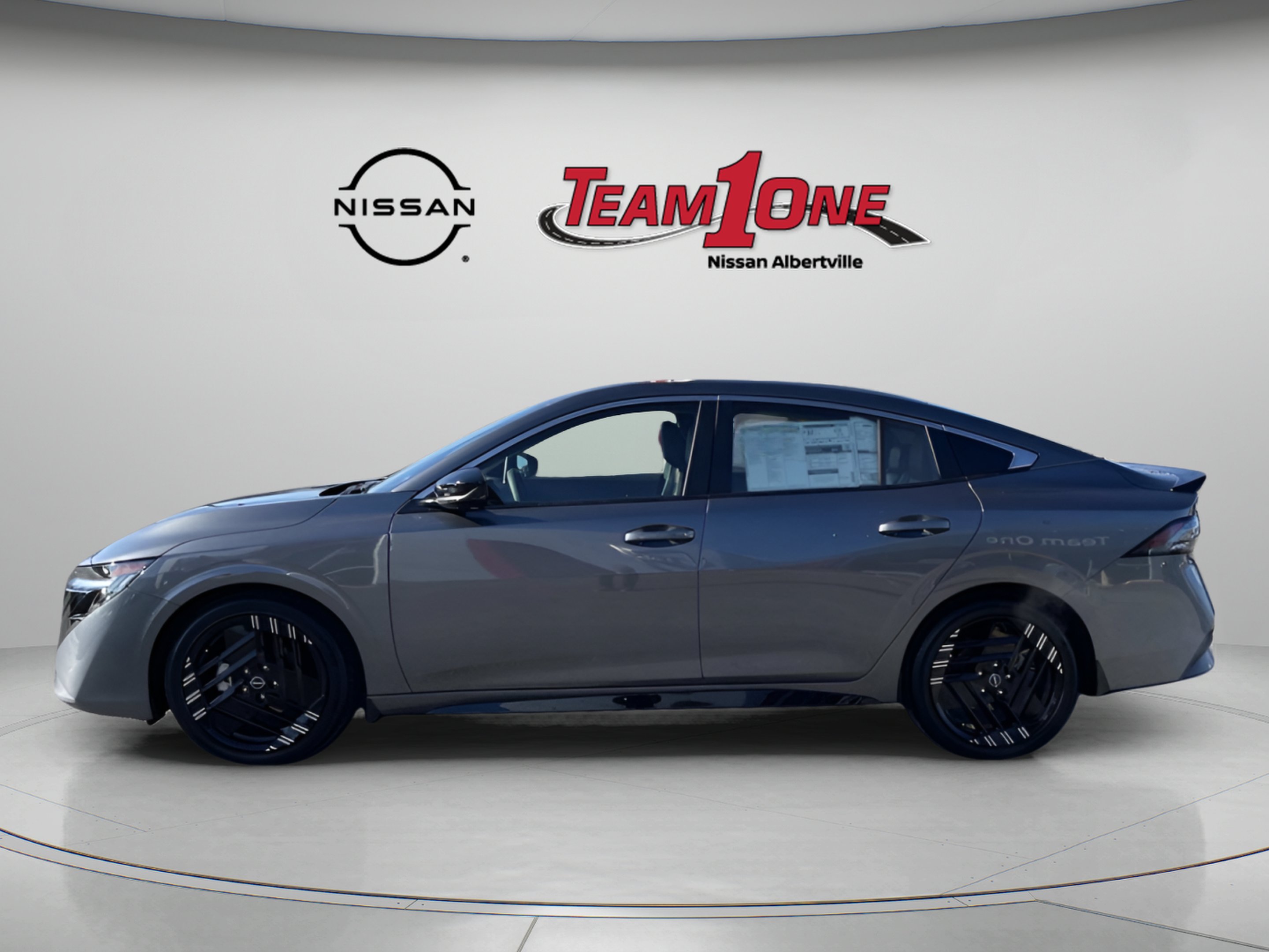 2026 Nissan Sentra SR - Photo 4