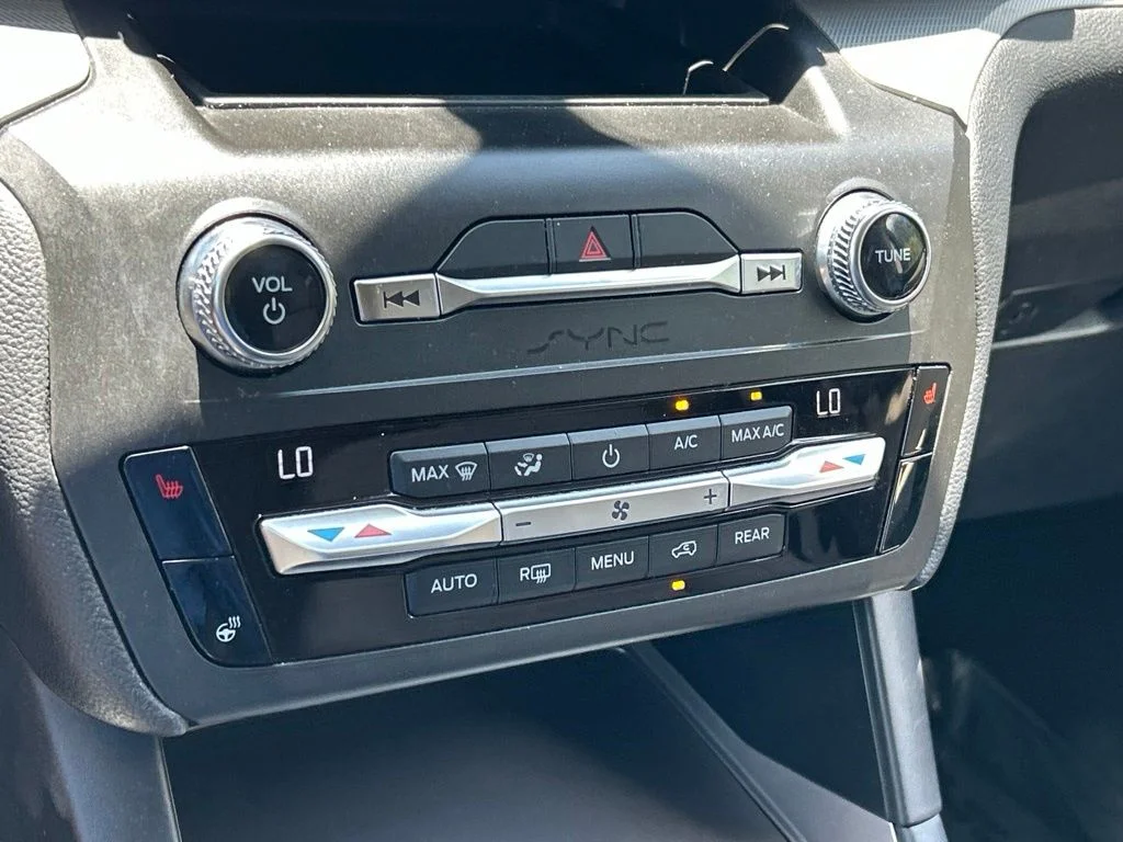 Used 2020 Silver Spruce Metallic Ford XLT image 33
