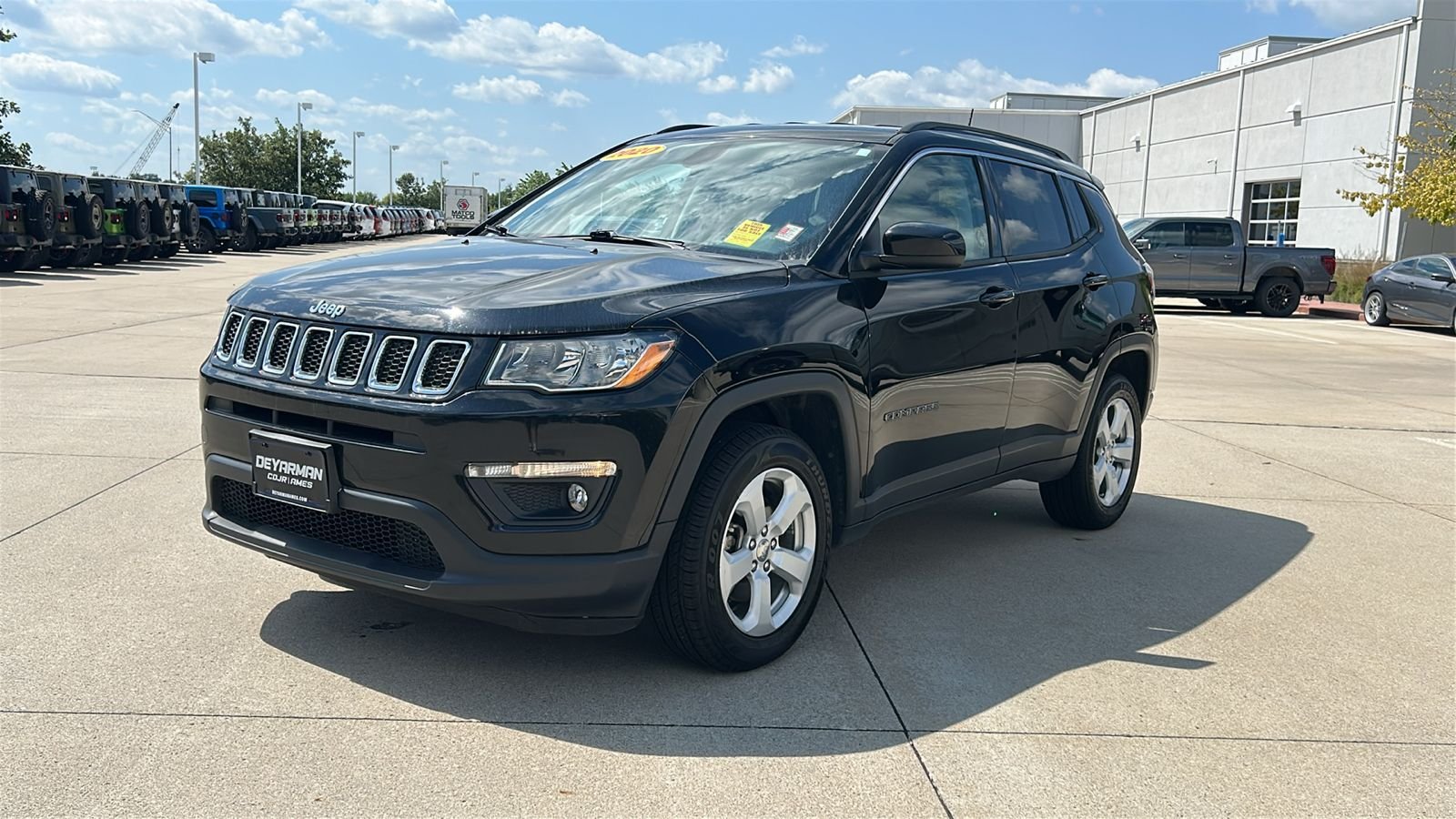 Used 2020 Black Jeep Latitude image 8