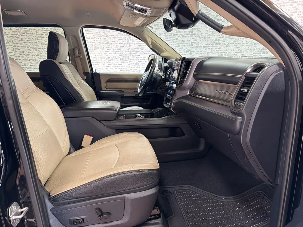 Used 2019 Diamond Black Crystal Pearlcoat Ram Limited image 11