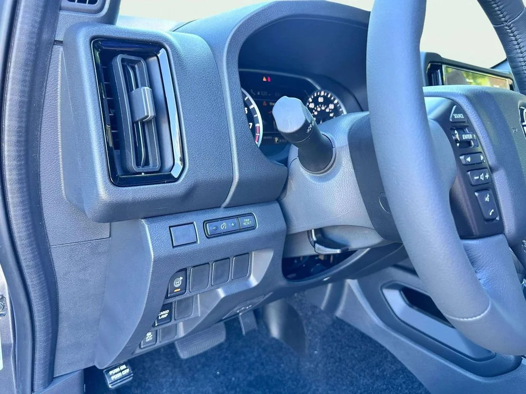 New 2026 Gun Metallic Nissan Crew Cab SV image 27