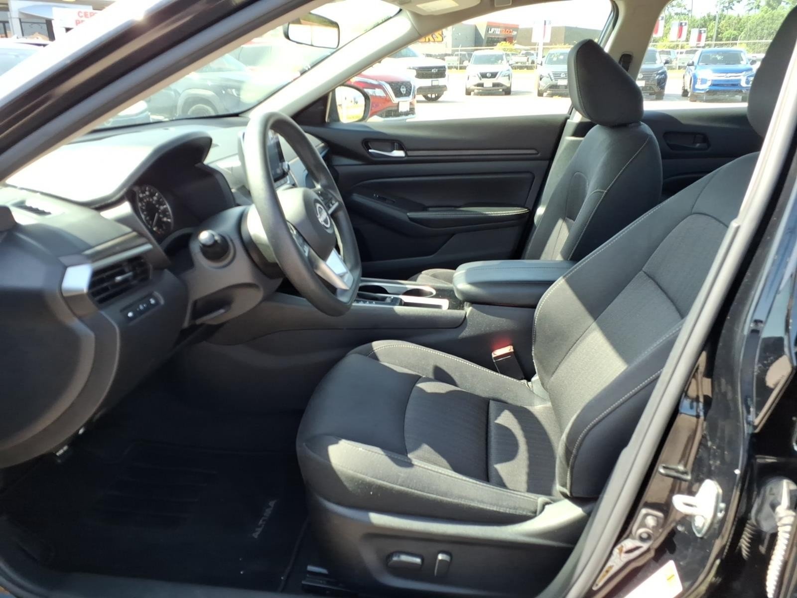 2024 Nissan Altima 2.5 SV Black at Robbins Nissan