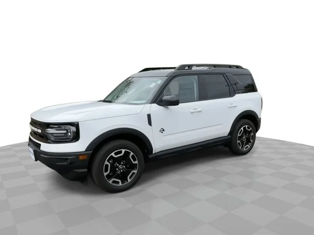Used 2024 White Ford Outer Banks image 4