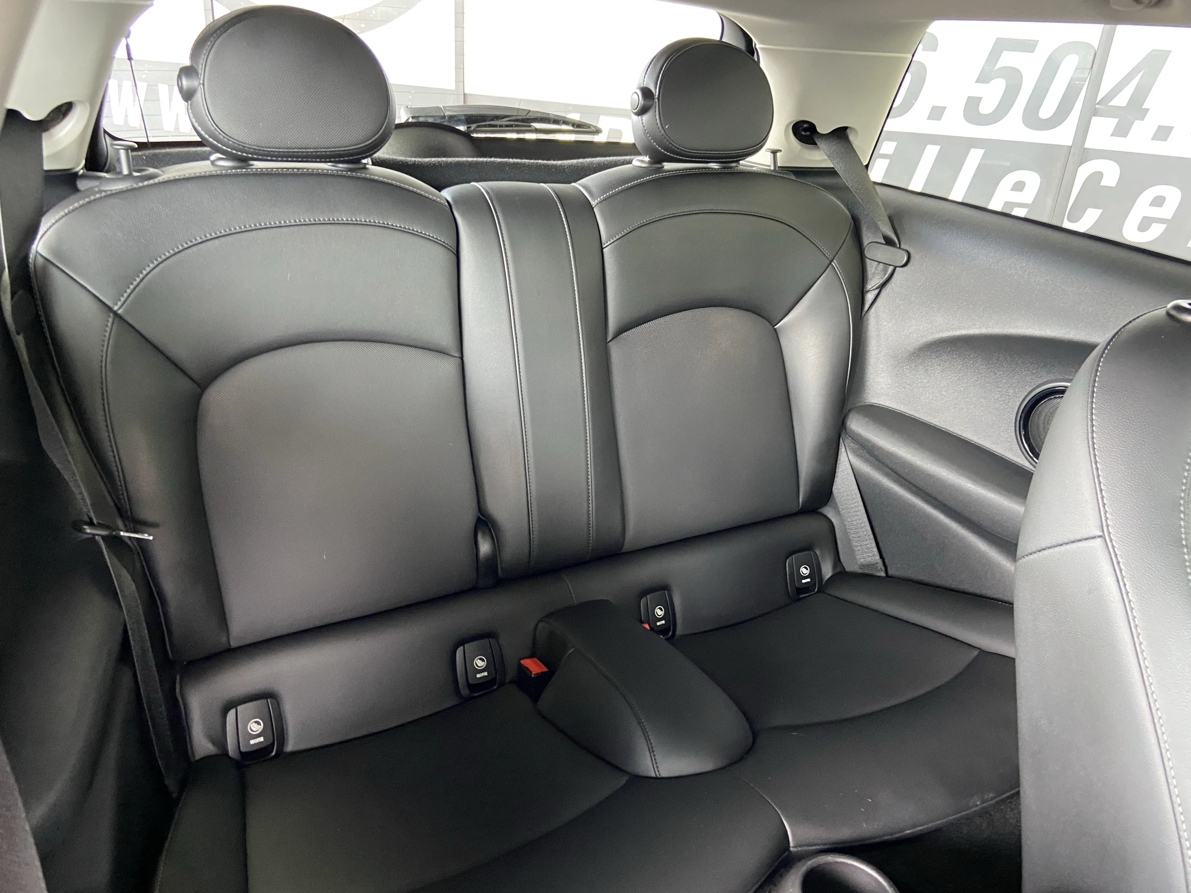 2017 MINI Cooper Base - Photo 25