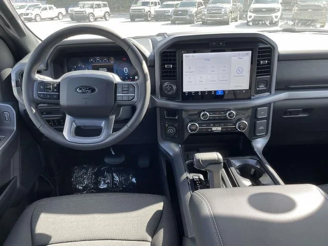 New 2026 White Ford XLT image 9