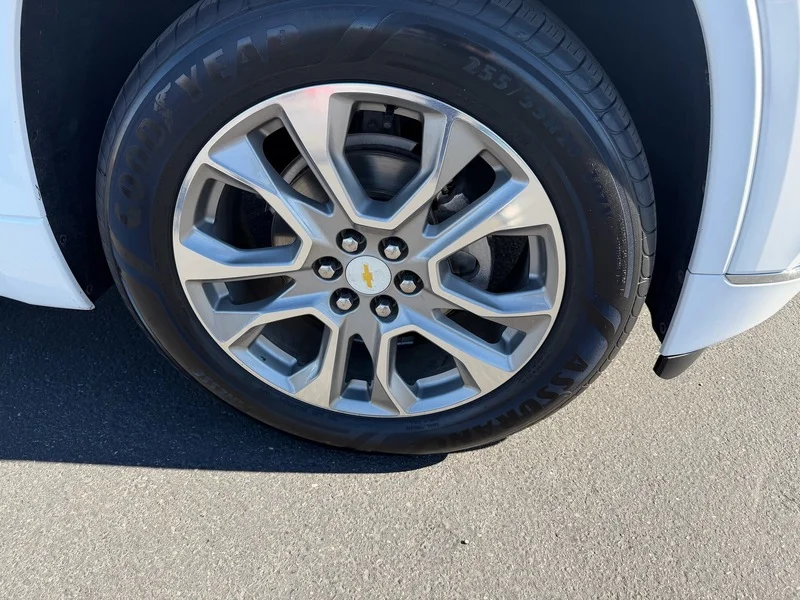 Used 2019 SUMMIT WHITE Chevrolet Premier image 33