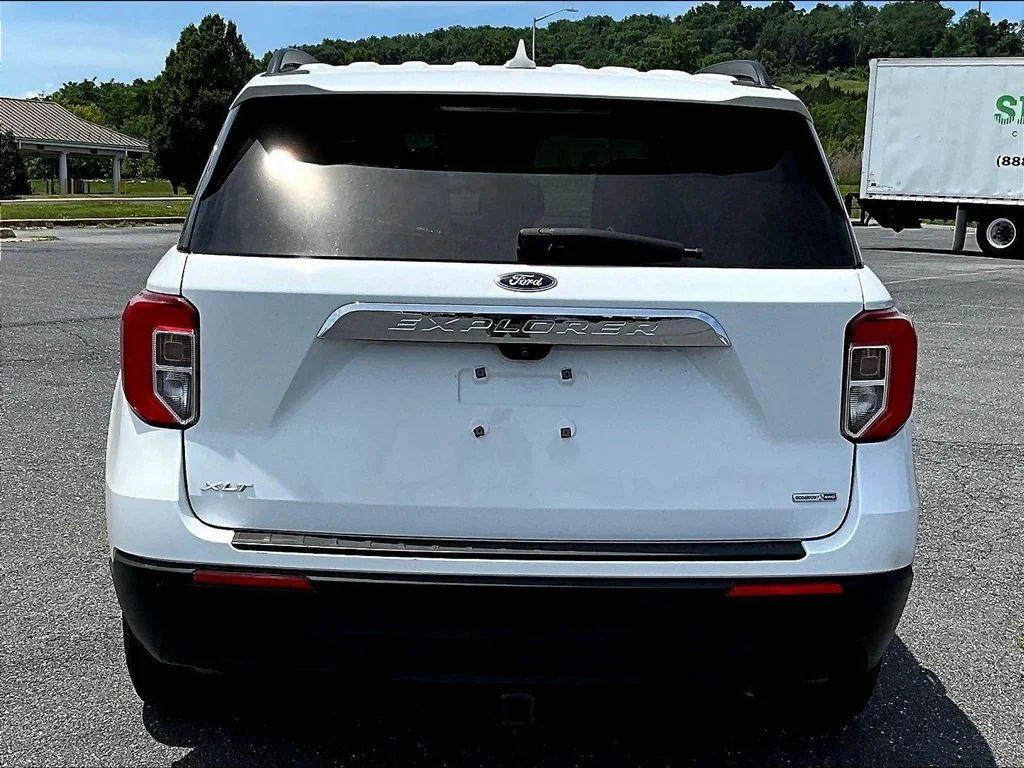 Used 2020 White Ford XLT image 5