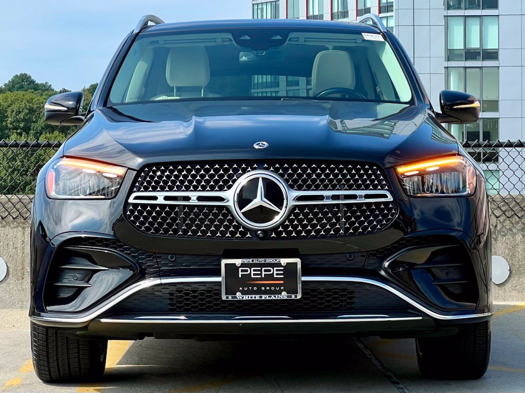 Certified Used 2024 Black Mercedes-Benz GLE 450 image 3