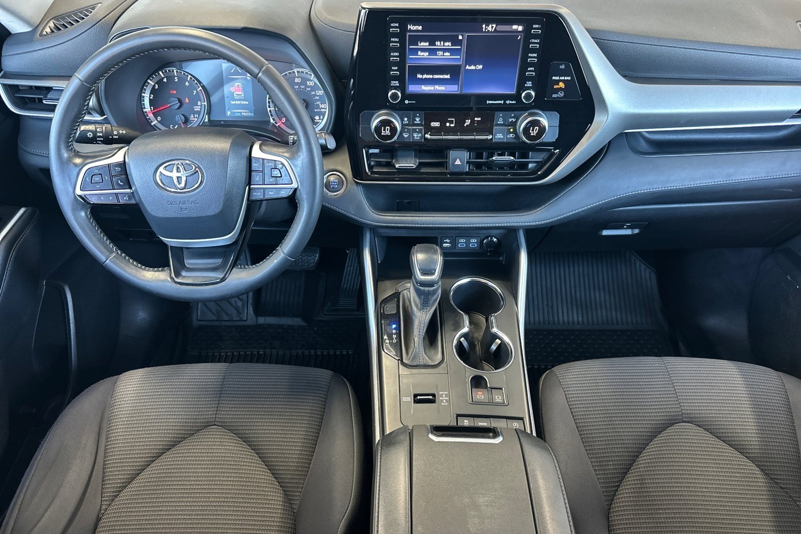 Used 2022 Blueprint Toyota LE image 12