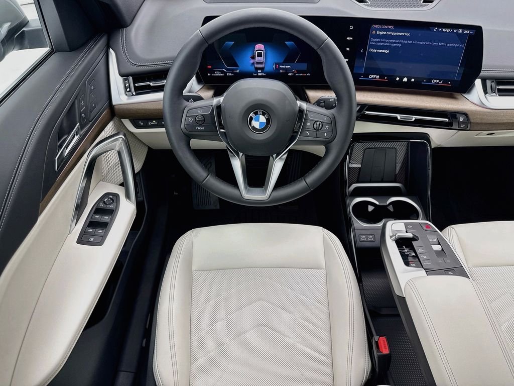 New 2027 Space Silver Metallic BMW xDrive28i image 10