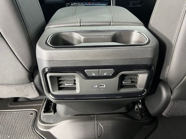 New 2026 White GMC AT4 image 29