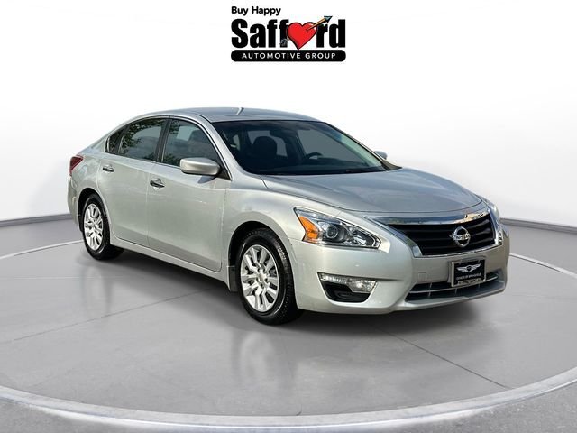Used 2013 Silver Nissan 2.5 S image 9