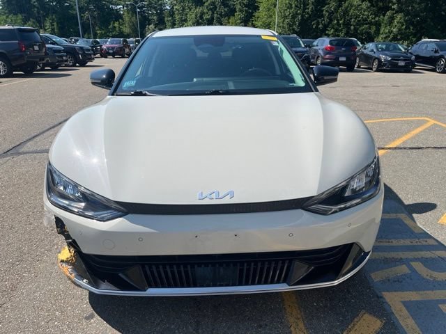 Used 2023 Glacier Kia Wind image 8