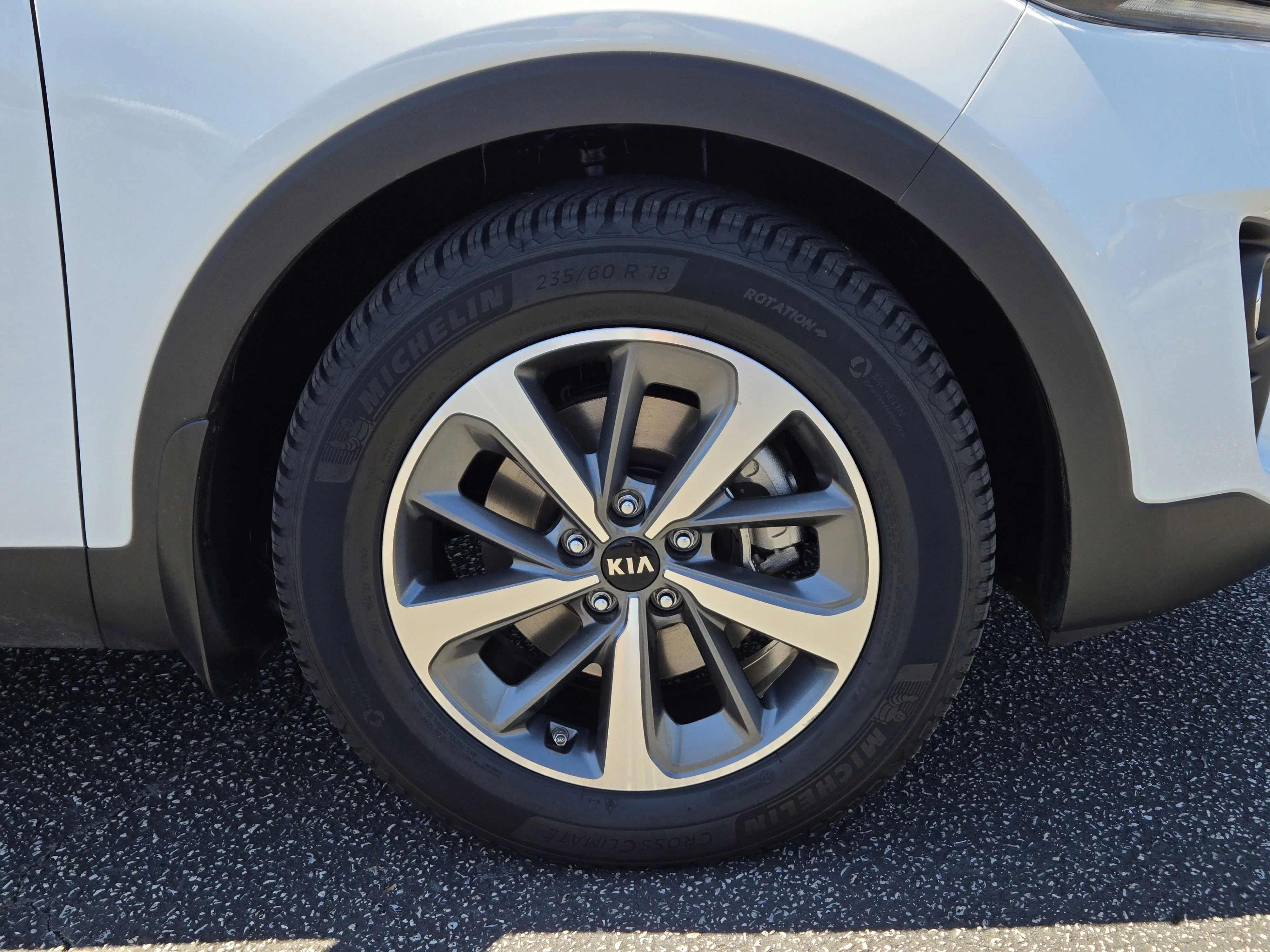 Used 2019 Snow White Pearl Kia EX image 5