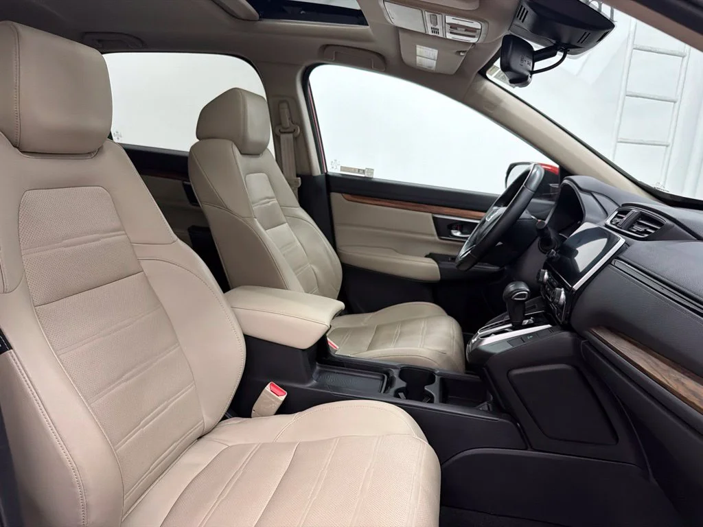 Used 2018 Red Honda EX-L image 34