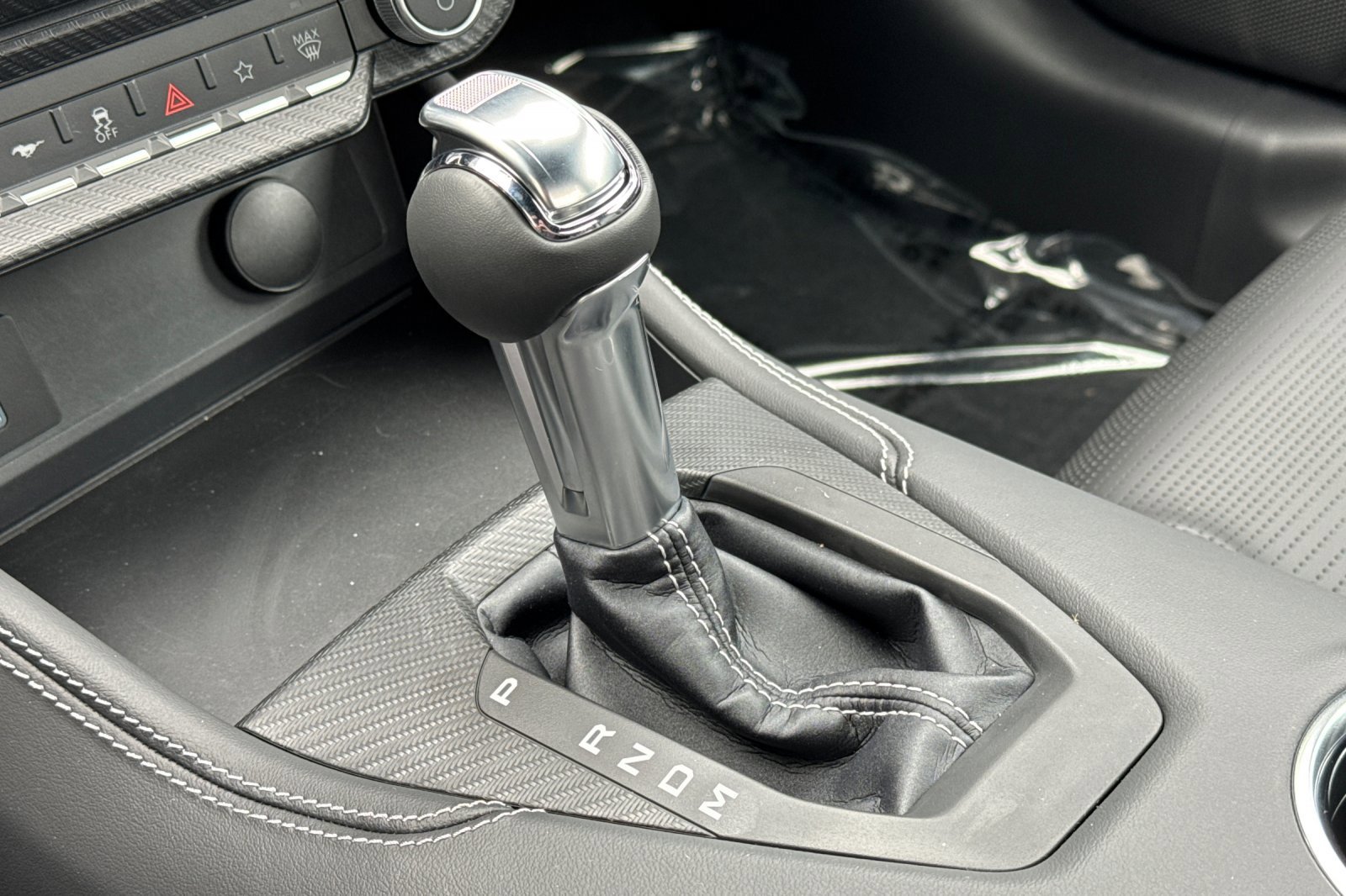 Used 2026 Oxford White Ford GT Premium image 21