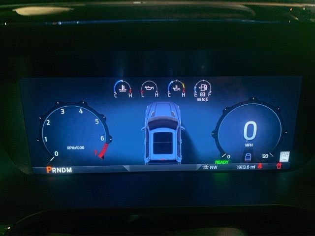 Used 2025 Silver Ford Lariat image 26