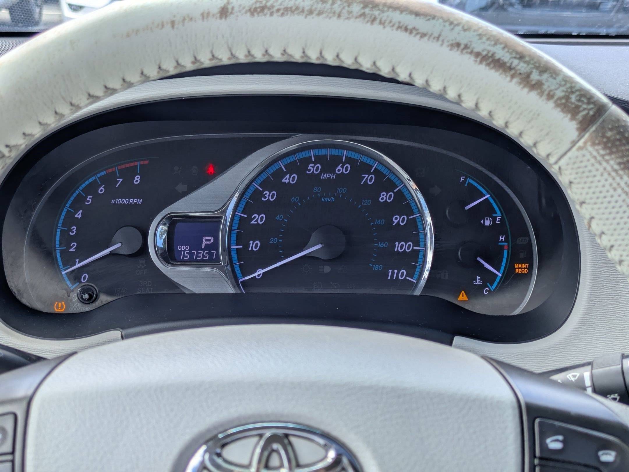 Used 2011 Predawn Gray Mica Toyota XLE AAS image 21